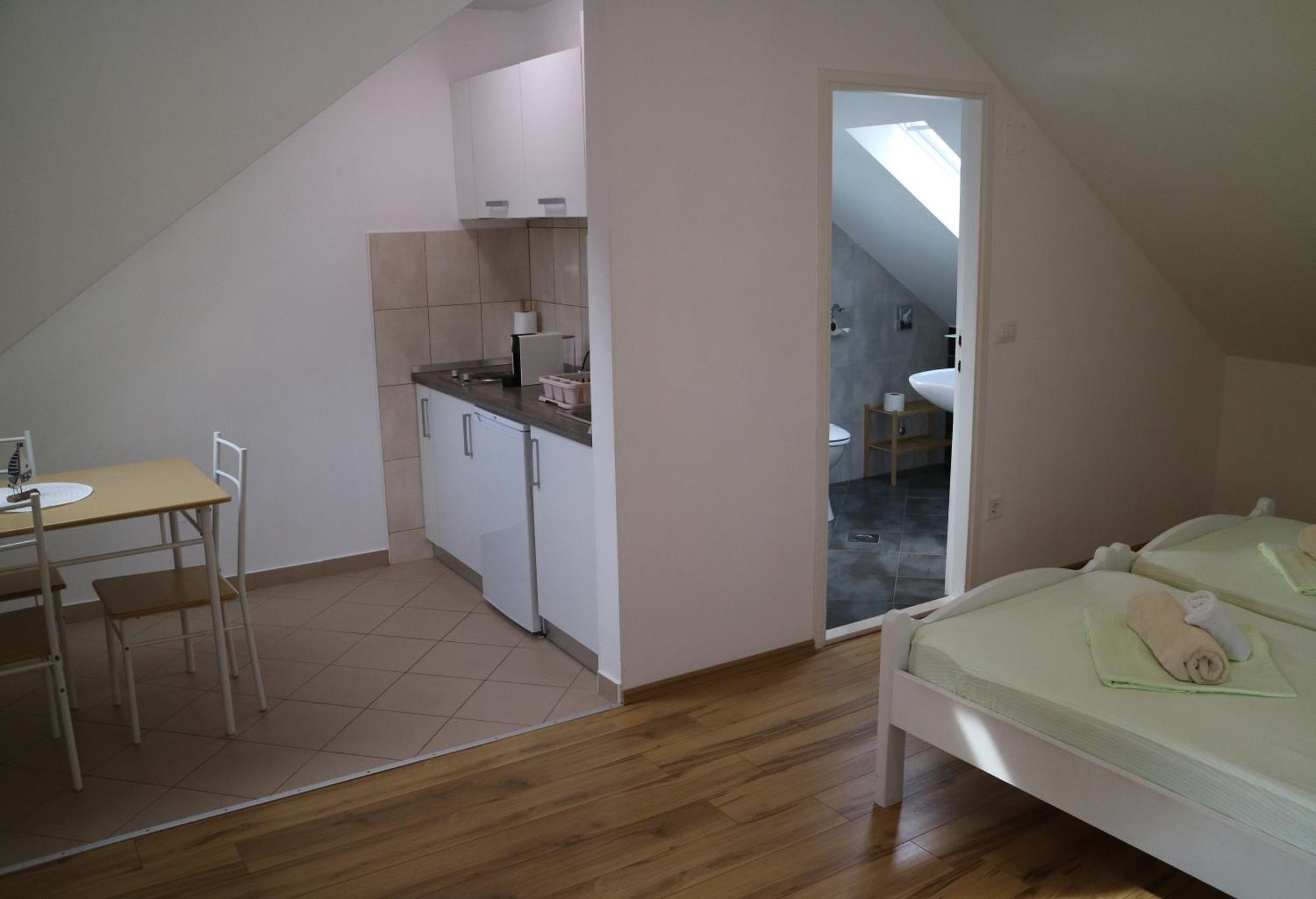 Studio Apartments & Rooms Lela, Sipan Island Sipanska Luka  Room photo